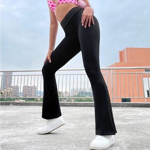 No Boundaries Woman’s Black Fit & Flare High Stretch Elastic Waistband Pants XL - Picture 3 of 15